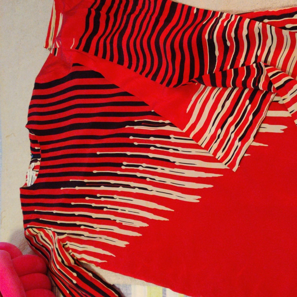 Fully lined 100% Silk dress w/matching scarf